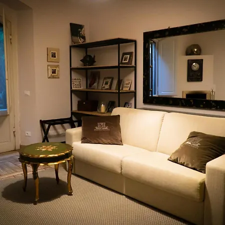 Donatello - Elegante E Spazioso A Pochi Minuti Dalla Stazione Apartment *