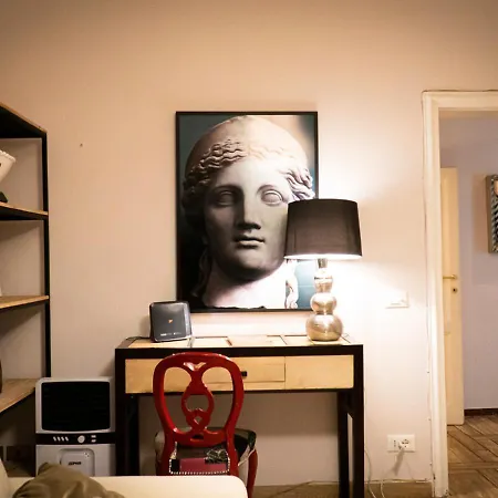 Donatello - Elegante E Spazioso A Pochi Minuti Dalla Stazione Appartement